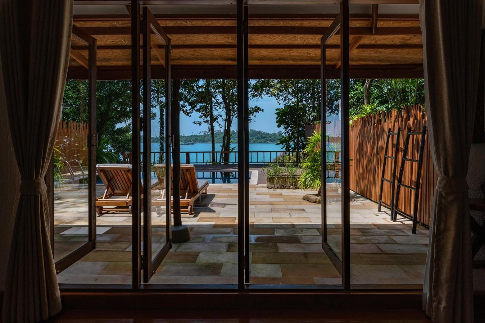 Captain Hook Resort @Koh Kood Ko Kut Exterior photo